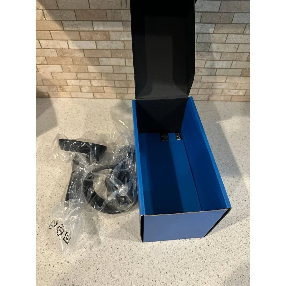 Acer Windows Mixed Reality Headset &‎ Controllers Ah101 new open box